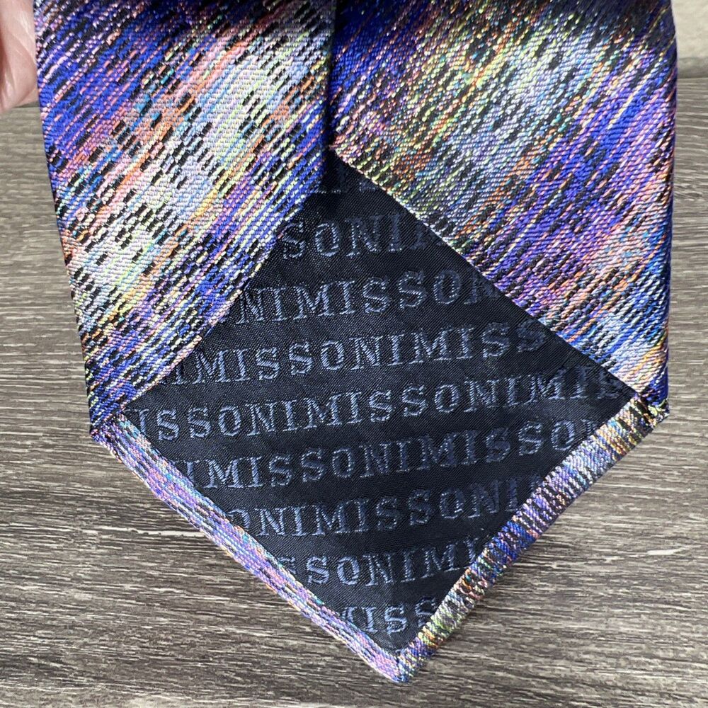 Missoni Cravatte Tie Multicolor Wavy Stripe 100% Silk Italy 57” x 3.5" Designer - Picture 2 of 6